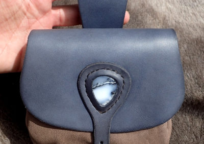 escarcelle pochette de ceinture cuir artisanale médiévale agate dendritique